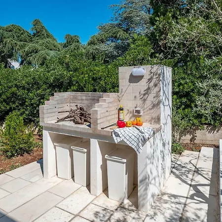 Elgar Villa Ostuni