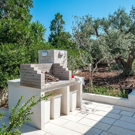 Elgar Villa