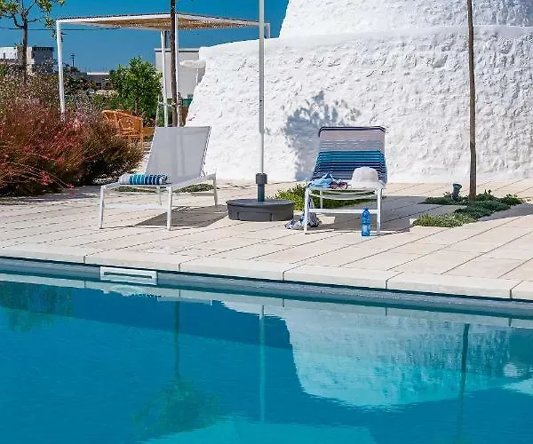 Elgar Вилла Остуни