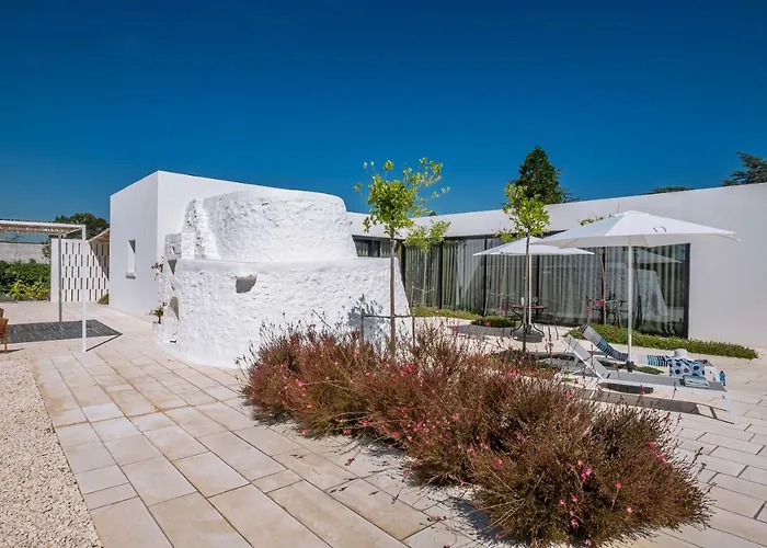 Elgar * Остуни