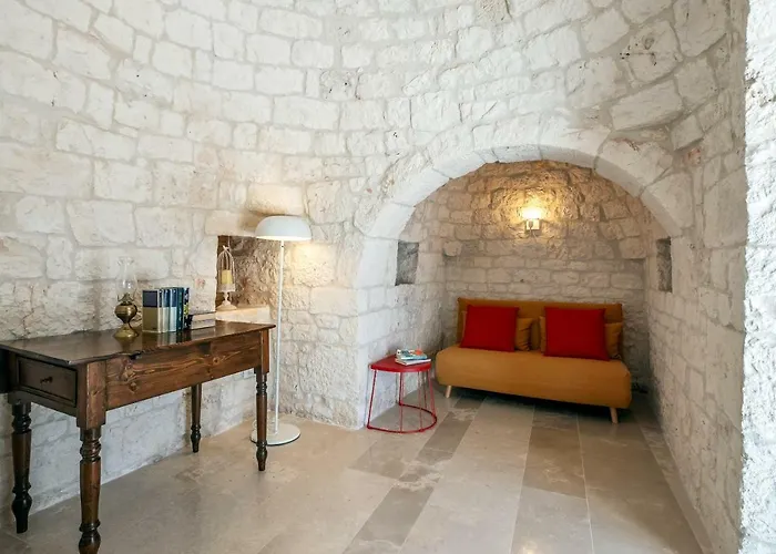 Elgar * Остуни